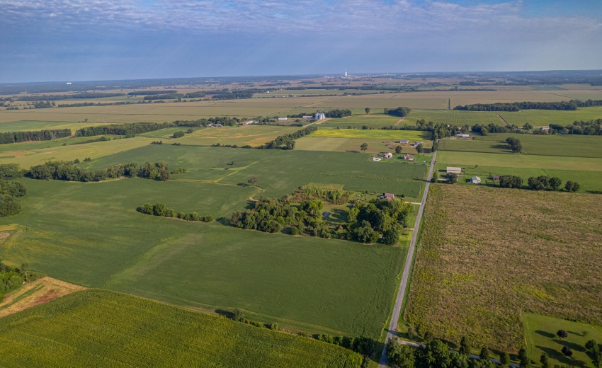 63341 Thorn RD pic 48