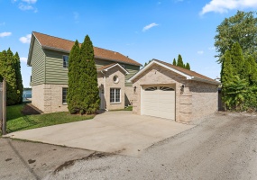 13336 Fulton Street, Cedar Lake, Indiana, 2 Bedrooms Bedrooms, 5 Rooms Rooms,1 BathroomBathrooms,Residential Lease,For Sale,Fulton,NRA827716