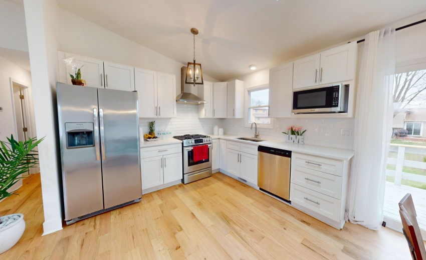 3064-Parkwood-Pl-04012025_124224