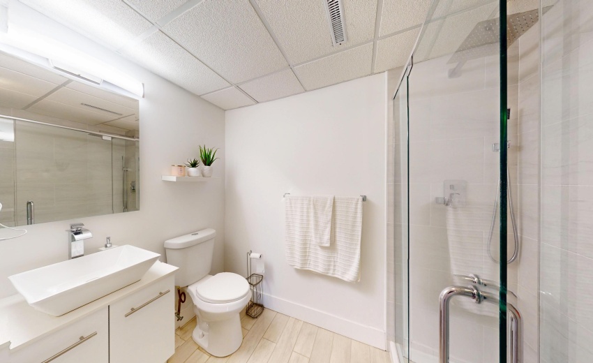 3064-Parkwood-Pl-04012025_125534