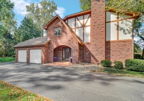 1001 Muirfield Court, Schererville, Indiana, 3 Bedrooms Bedrooms, 9 Rooms Rooms,3 BathroomsBathrooms,Residential,For Sale,Muirfield,NRA827863