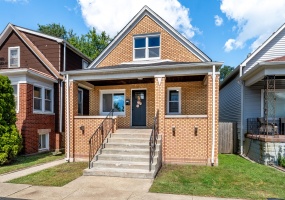 1019 Myrtle Avenue, Whiting, Indiana, 3 Bedrooms Bedrooms, 9 Rooms Rooms,3 BathroomsBathrooms,Residential,For Sale,Myrtle,NRA826906