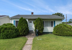 701 Dickson Street, Michigan City, Indiana, 2 Bedrooms Bedrooms, 7 Rooms Rooms,1 BathroomBathrooms,Residential,For Sale,Dickson,NRA828224