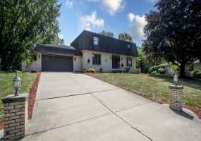 5188 Laxita Drive, La Porte, Indiana, 3 Bedrooms Bedrooms, 9 Rooms Rooms,3 BathroomsBathrooms,Residential,For Sale,Laxita,NRA807866