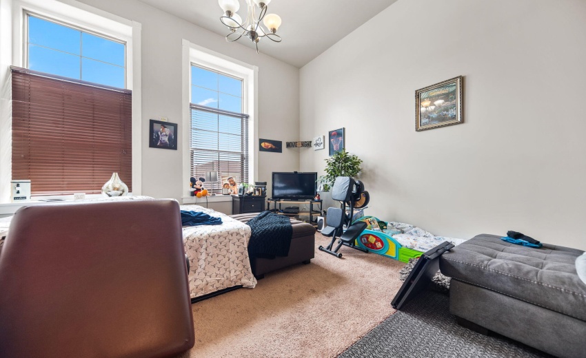 83-web-or-mls-DDP_9225