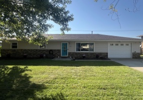 9542 Roosevelt Place, Crown Point, Indiana, 3 Bedrooms Bedrooms, 7 Rooms Rooms,2 BathroomsBathrooms,Residential,For Sale,Roosevelt,NRA828506