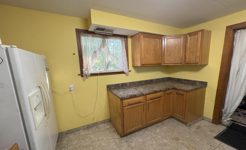 20250925_220135499_iOS