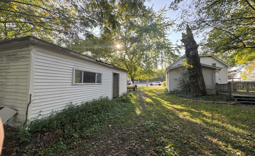 20250925_212516869_iOS