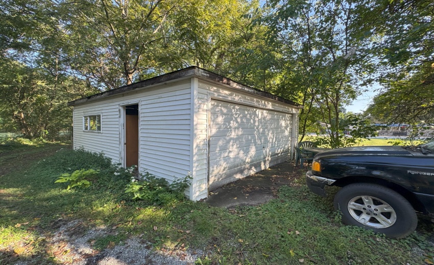 20250925_212419034_iOS