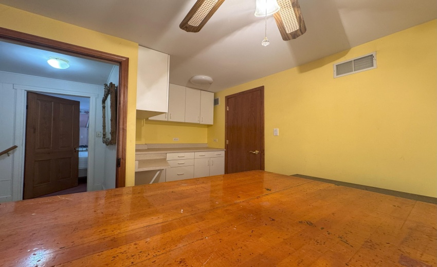 20250925_221543733_iOS