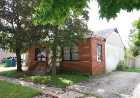 276 Ivanhoe Road, Kingsford Heights, Indiana, 2 Bedrooms Bedrooms, 7 Rooms Rooms,1 BathroomBathrooms,Residential,For Sale,Ivanhoe,NRA828683