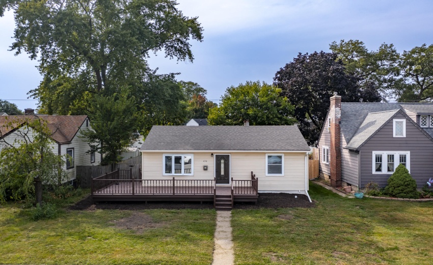 430 N Rensselaer Ave-39