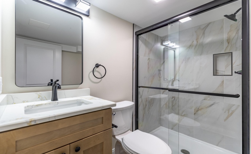 430 N Rensselaer Ave-35