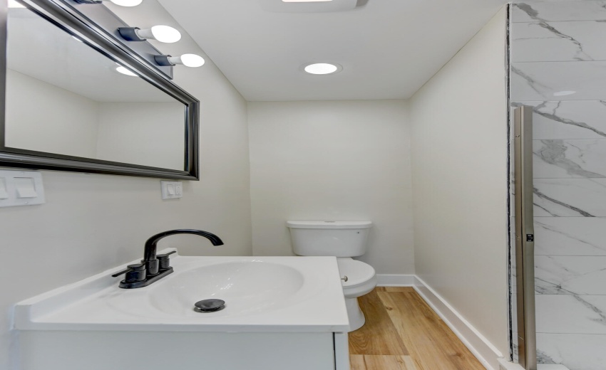 824 Elm Street-14