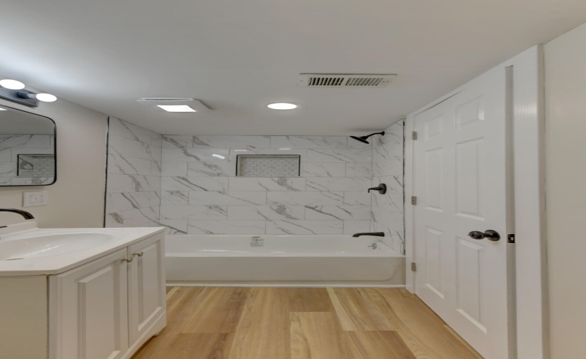 824 Elm Street-20