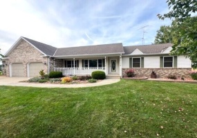 1 Jeflynn Court, Kouts, Indiana, 3 Bedrooms Bedrooms, 8 Rooms Rooms,3 BathroomsBathrooms,Residential,For Sale,Jeflynn,NRA828792
