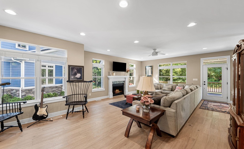 8-web-or-mls-DDP_1111