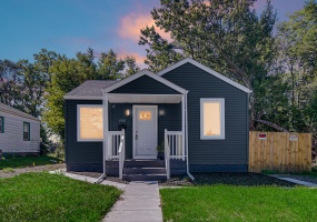 1920 Roosevelt Place, Gary, Indiana, 3 Bedrooms Bedrooms, 7 Rooms Rooms,2 BathroomsBathrooms,Residential,For Sale,Roosevelt,NRA828867
