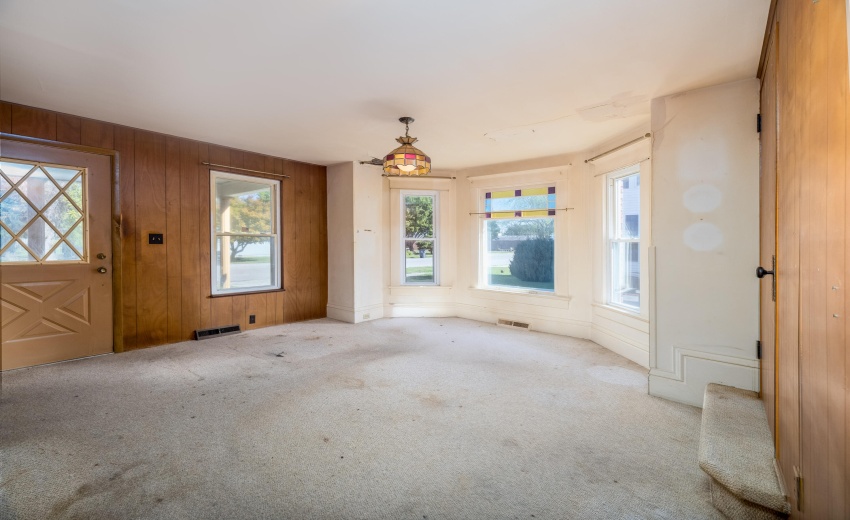 205 E Dunlap Kentland-02