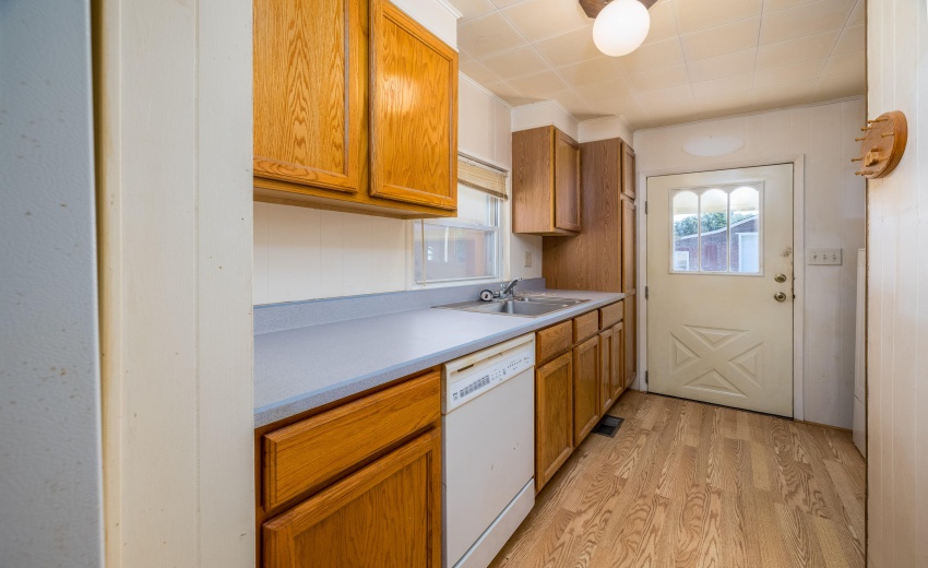 205 E Dunlap Kentland-12