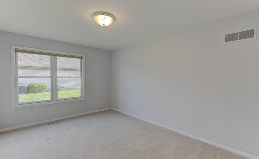 2116 Briarwood-16