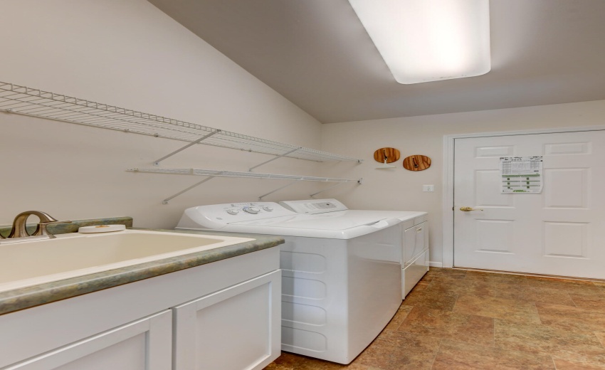 2116 Briarwood-15