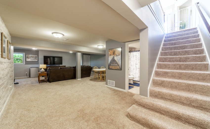 MFamilyTowerRoad0012