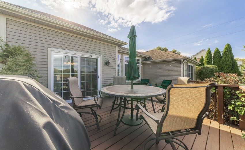 NPorchTowerRoad0057