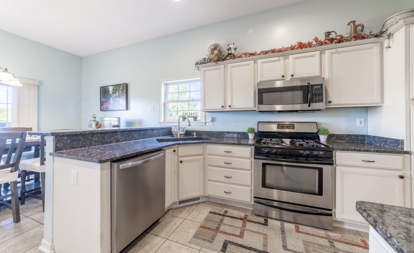 HKitchenTowerRoad0041