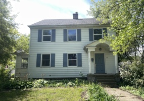 104 Harrison Boulevard, Valparaiso, Indiana, 3 Bedrooms Bedrooms, 8 Rooms Rooms,2 BathroomsBathrooms,Residential,For Sale,Harrison,NRA828967
