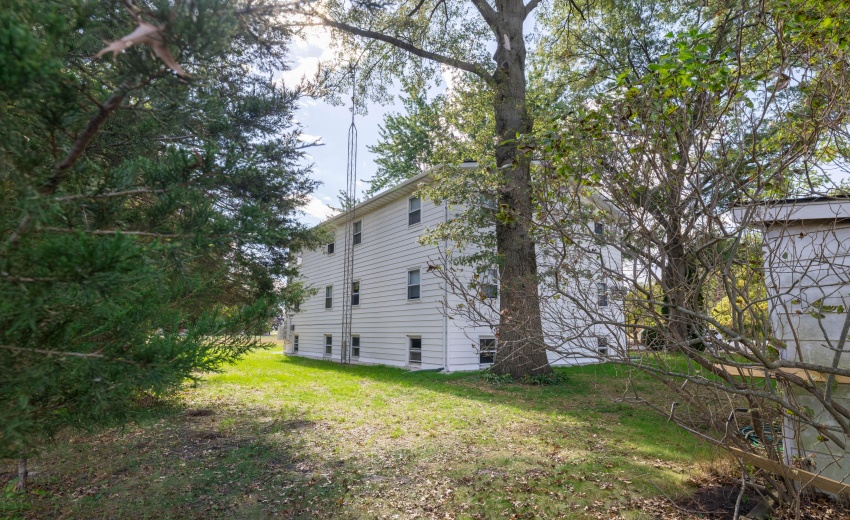 8943 N 300 W Lake Village-04