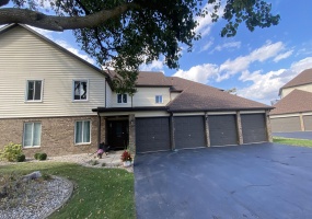 5035 Spinnaker Lane, Crown Point, Indiana, 2 Bedrooms Bedrooms, 7 Rooms Rooms,2 BathroomsBathrooms,Residential,For Sale,Spinnaker,NRA829122