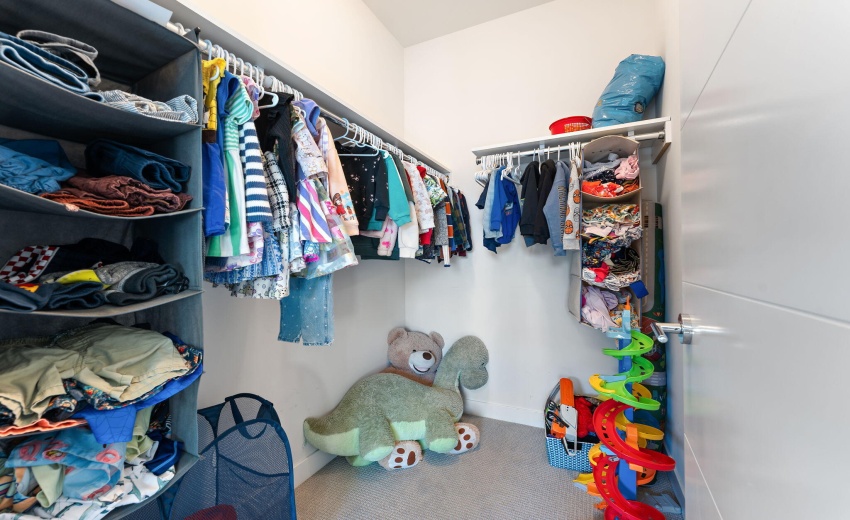 3rd Bedroom Closet