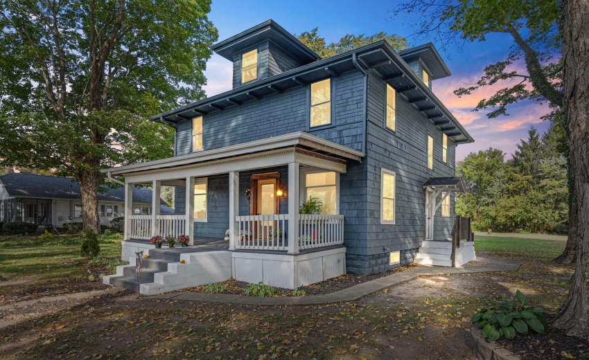 1-web-or-mls-411-e-hamilton-st