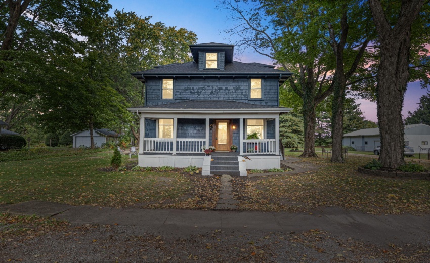 2-web-or-mls-411-e-hamilton-st