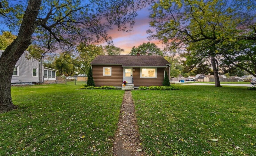 221 cedar st FIVREE FRONT CORRECT