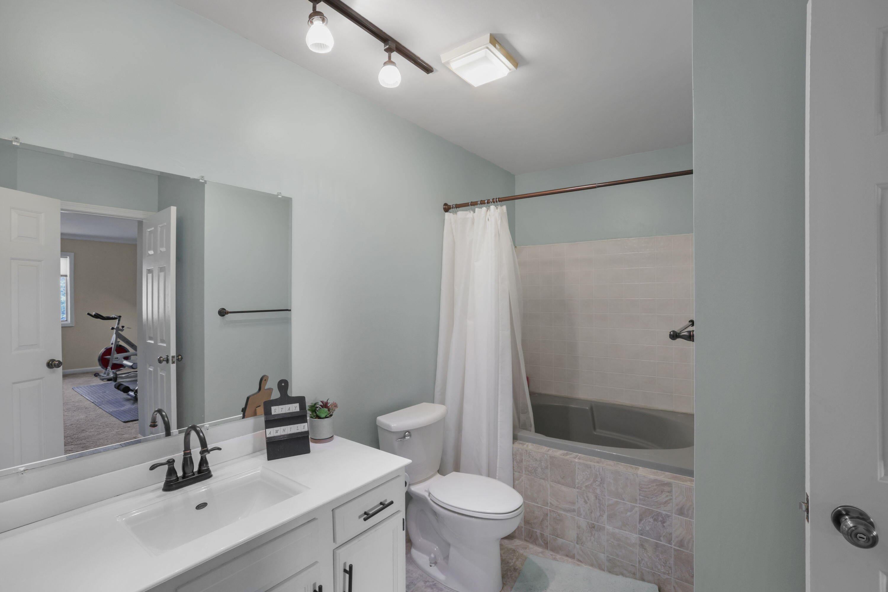 12_TonyMartinTVM_3703