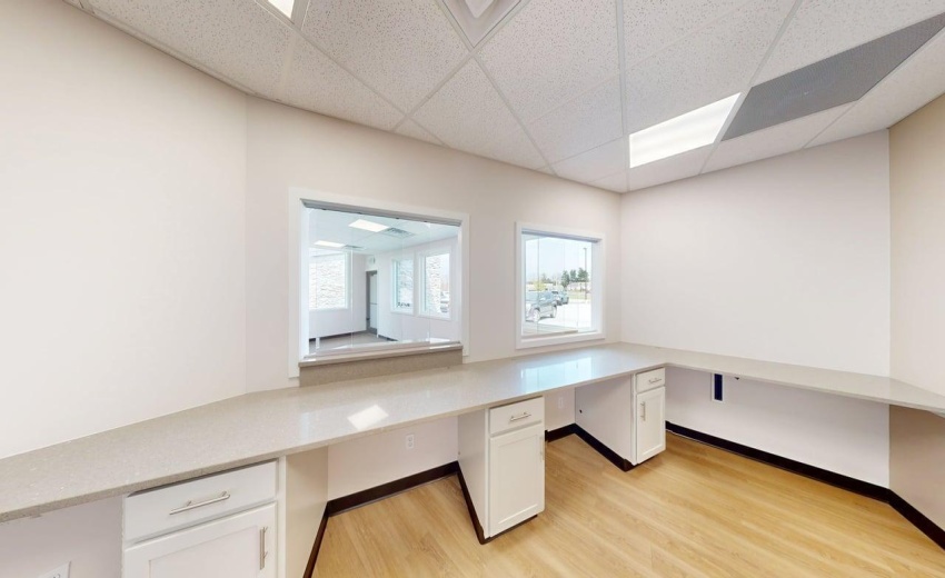 125-East-Shore-Parkway-04222026_102646
