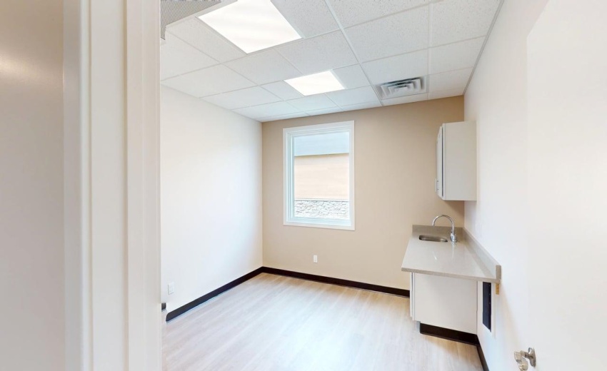125-East-Shore-Parkway-04222026_102357