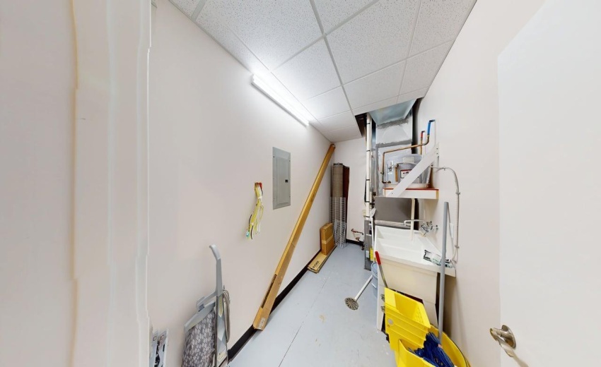 125-East-Shore-Parkway-04222026_103732