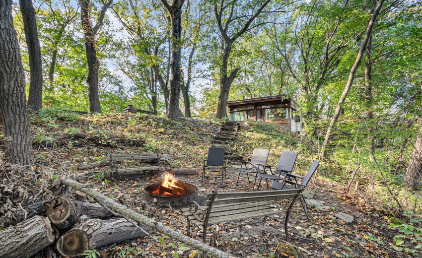 033_251023-1skylinedr-62_789