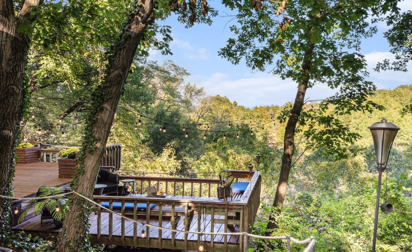 032_251023-1skylinedr-59_343