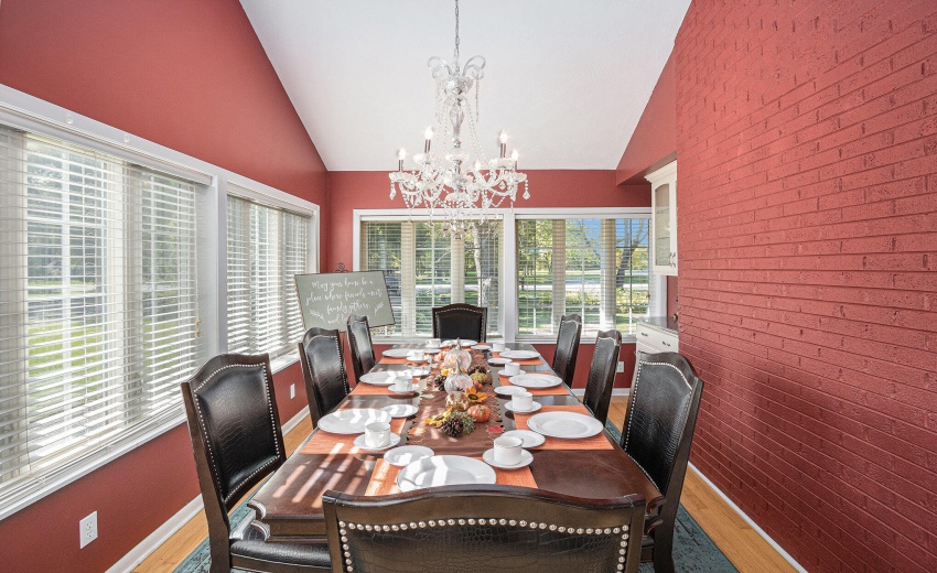 251024-6233grandblvd-01_426