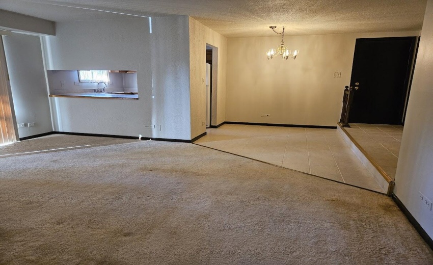 13913 James front area