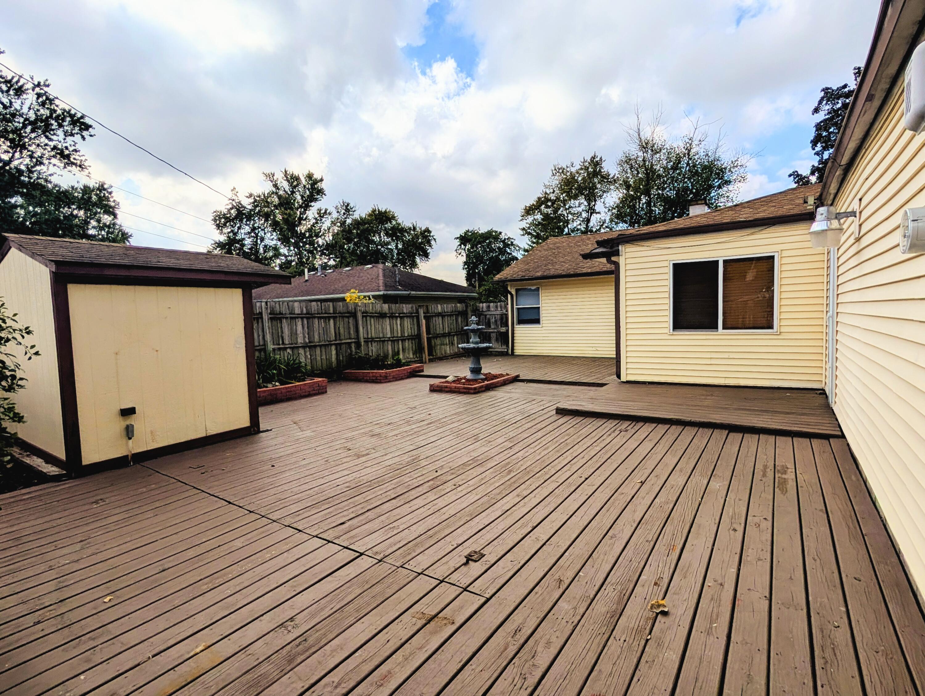 PXL_20251014_175608342~2