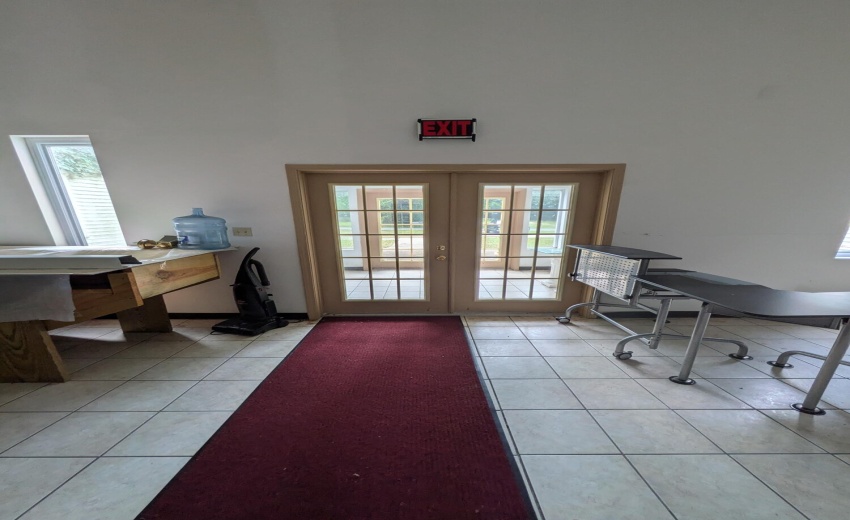 PXL_20250818_201207430