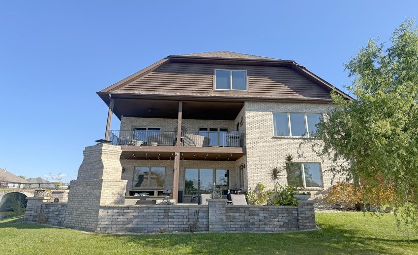 20251102_180448191_iOS copy