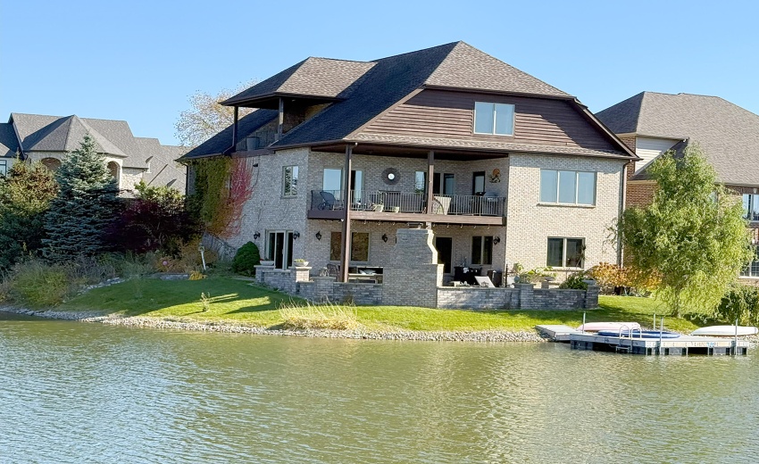 20251102_180940670_iOS copy