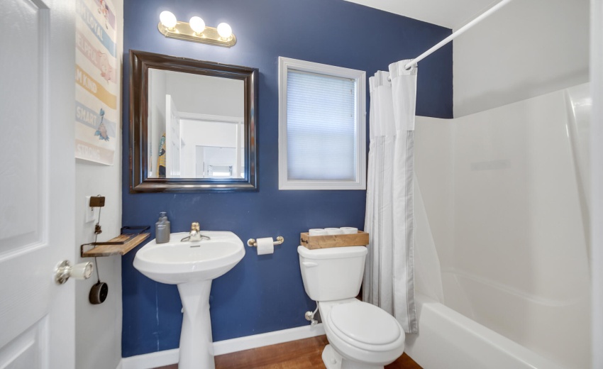 2nd Full Bath on Main