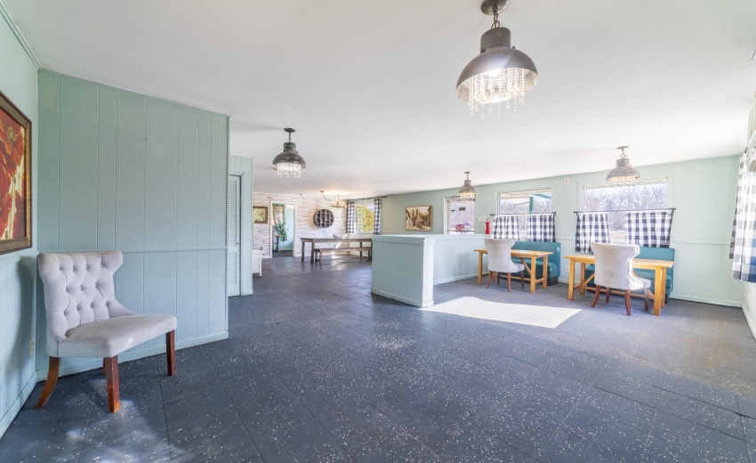 DDiningRoseEllen0007